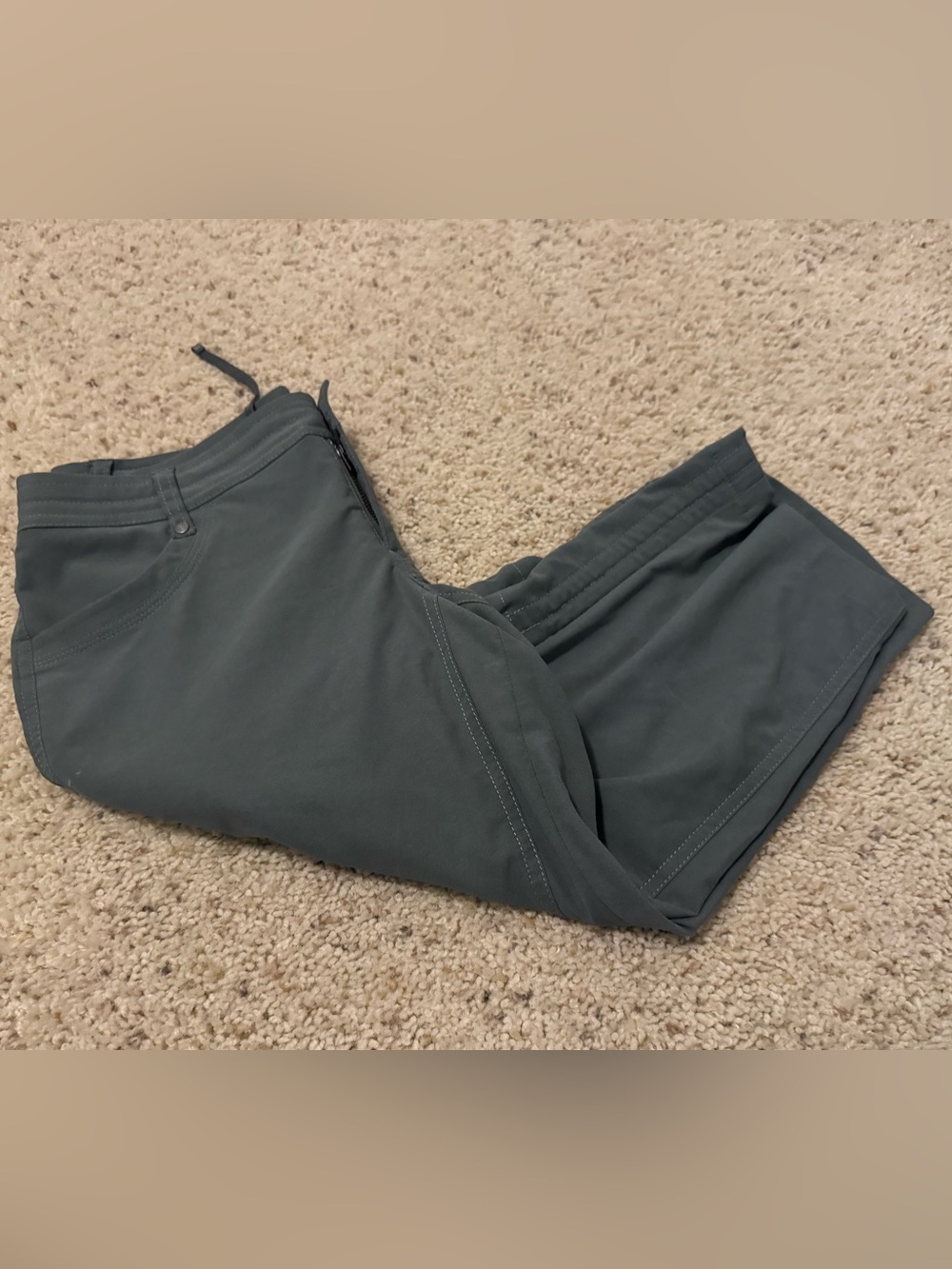 Kuhl women’s cropped pants